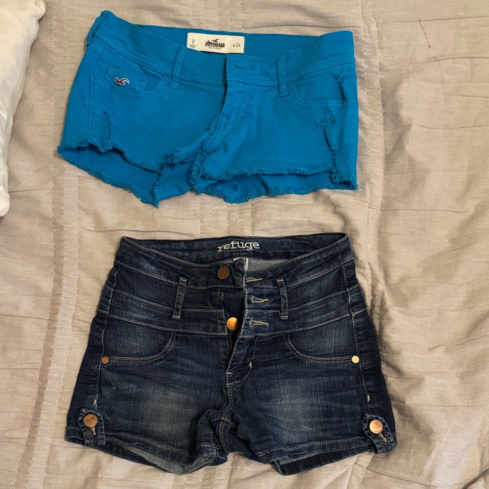 Hollister Women's Blue and Denim Jean Shorts